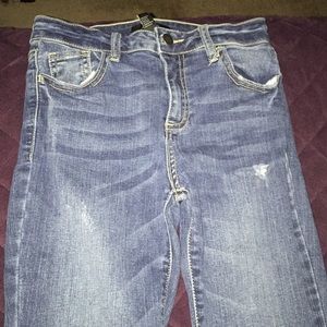 forever 21 lighty ripped jeans